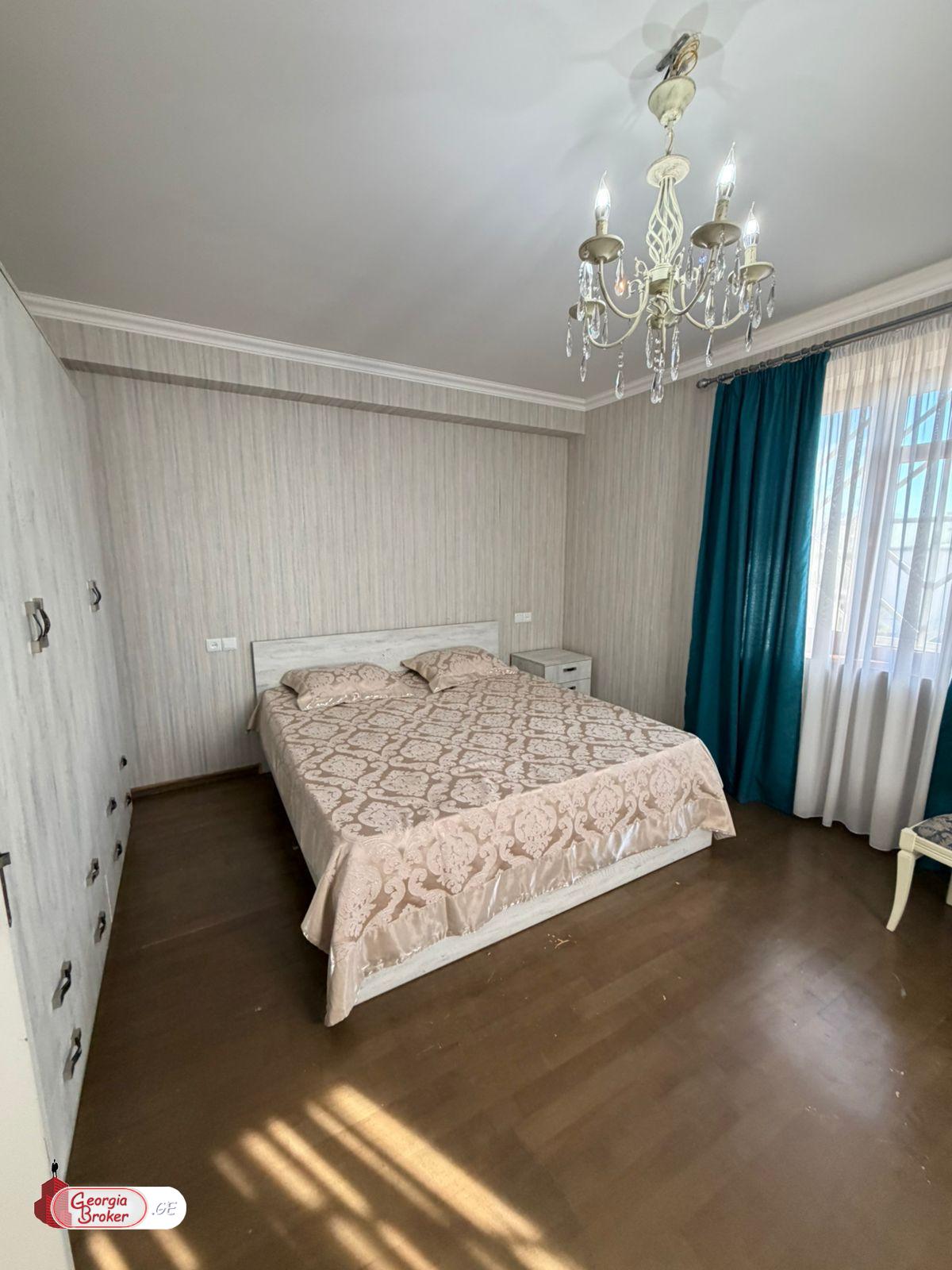nearly repaired 9-room house for sale